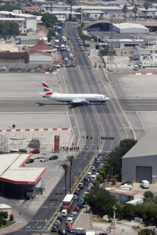 gibraltar-airport-6.jpg
