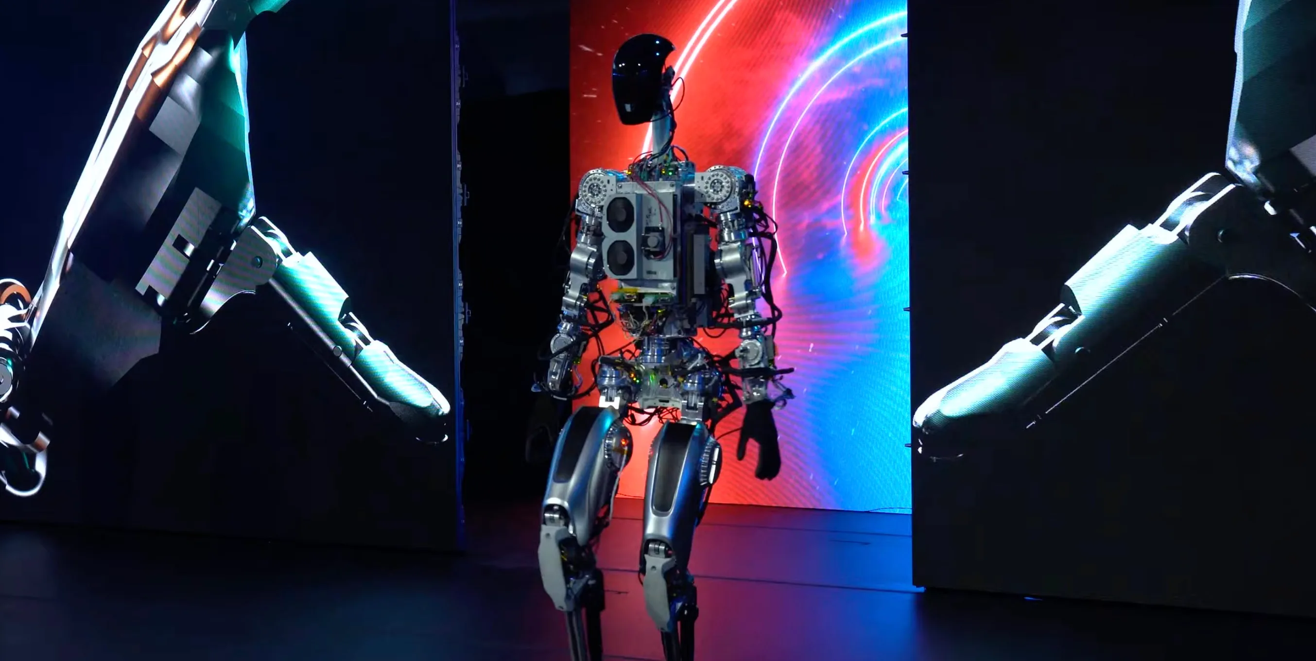 Tesla-Optimus-Humanoid-robot.webp