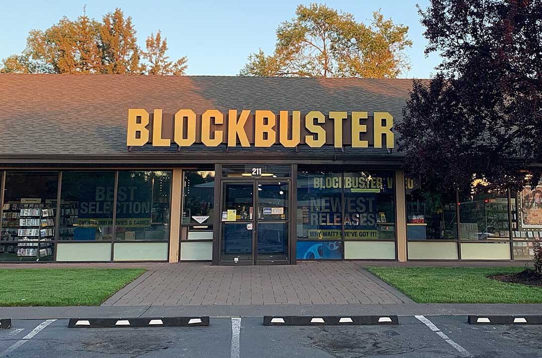The Last Blockbuster storefront