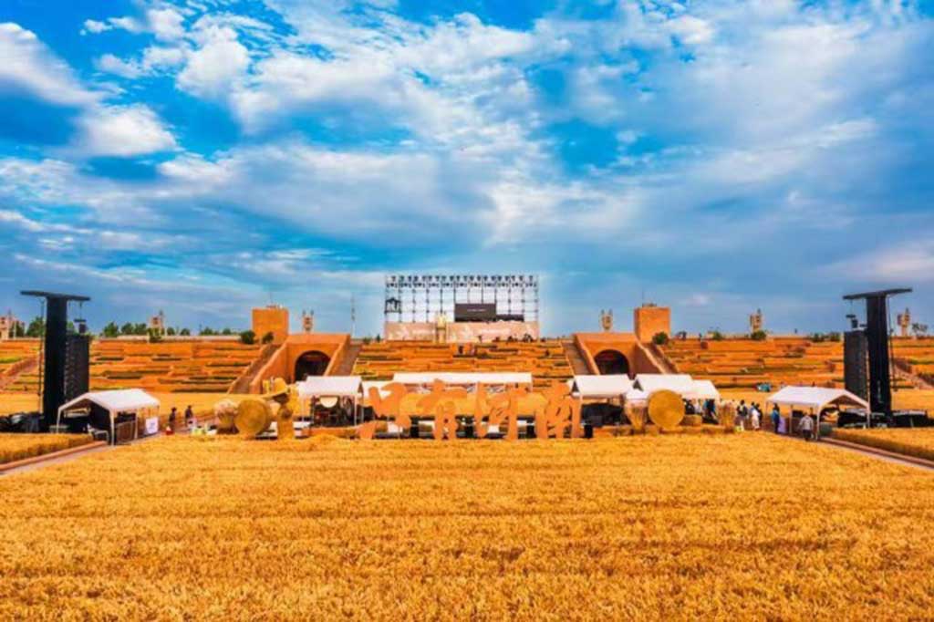 河南郑州戏剧幻城