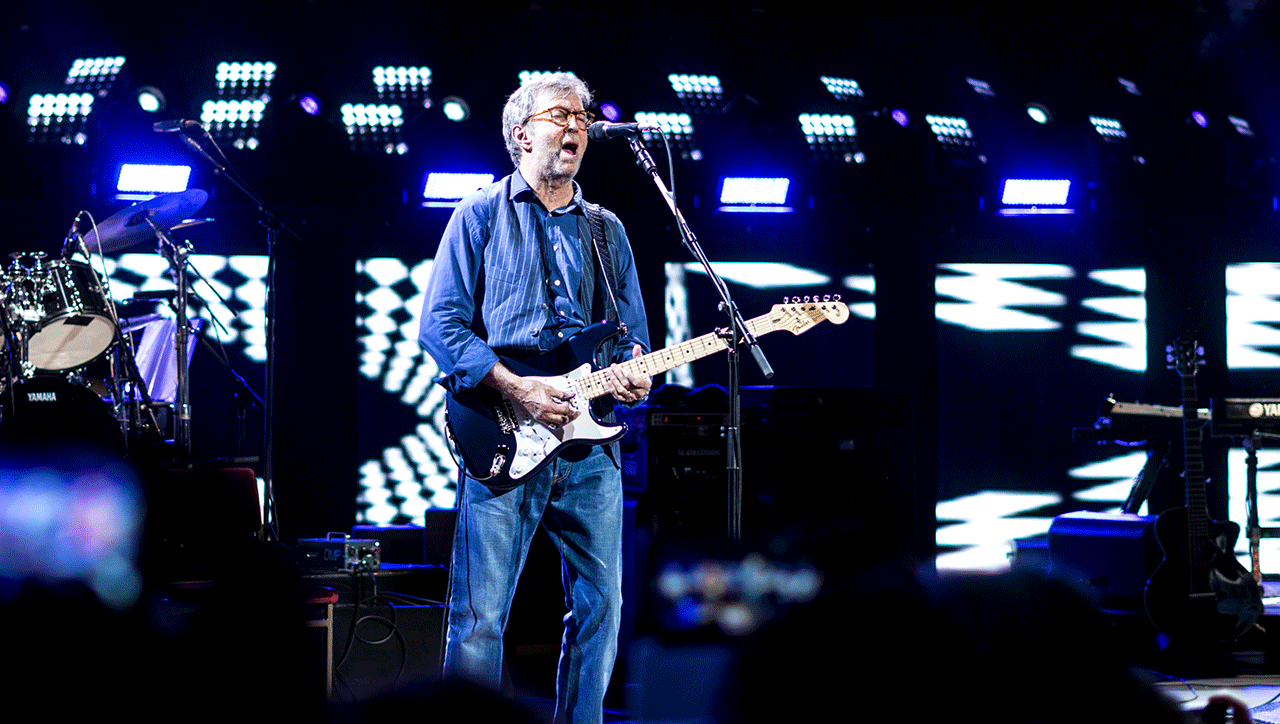 Eric_Clapton_-_Royal_Albert_Hall_-_Wednesday_24th_May_2017_EricClaptonRAH240517-23_(34823535392).gif Eric_Clapton_-_Royal_Albert_Hall_-_Wednesday_24th_May_2017_EricClaptonRAH240517-23_(34823535392).gif